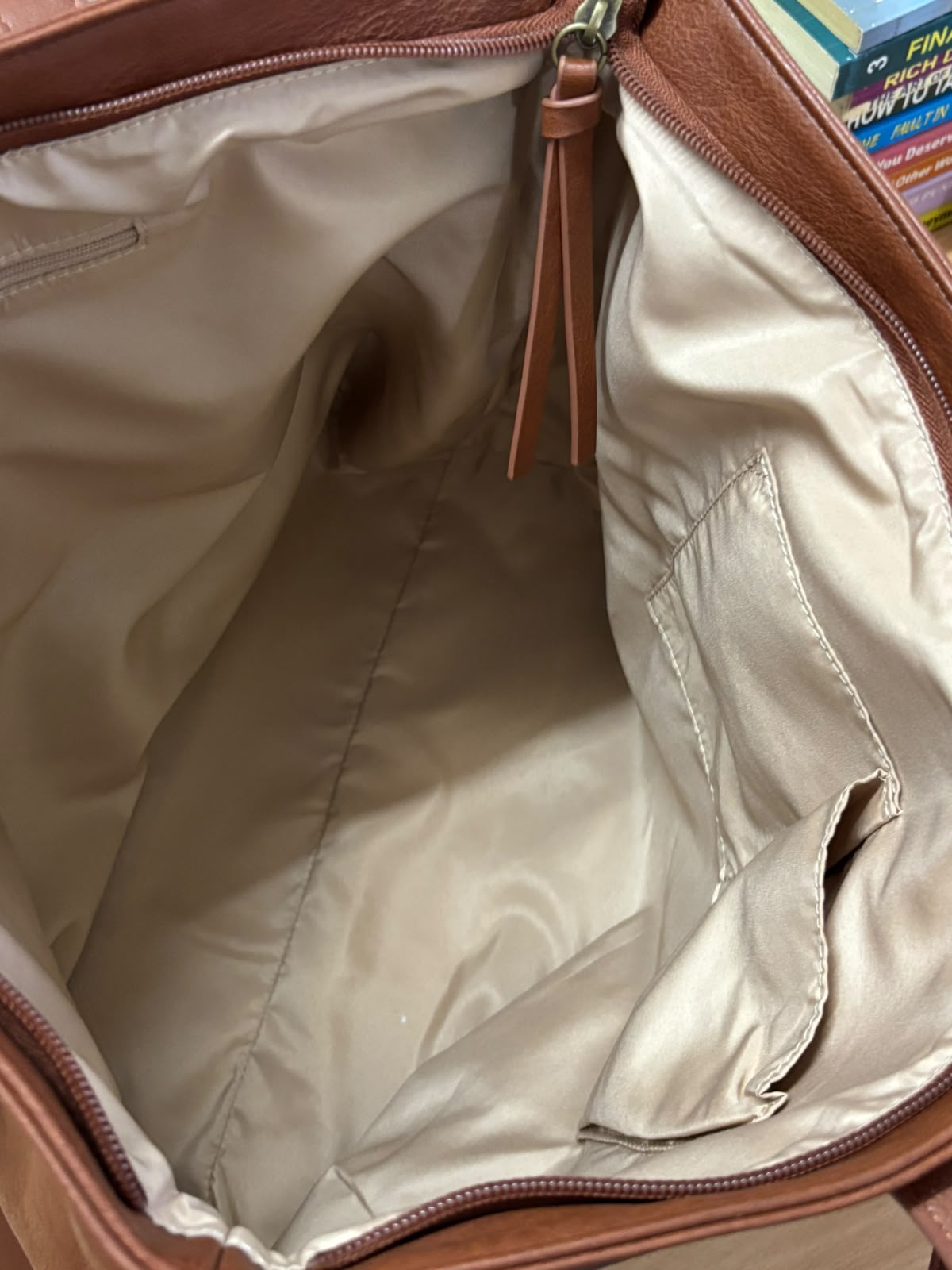Ciro Tote bag
