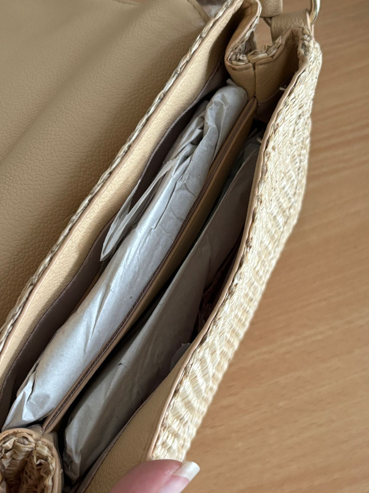 Emeri Sling bag