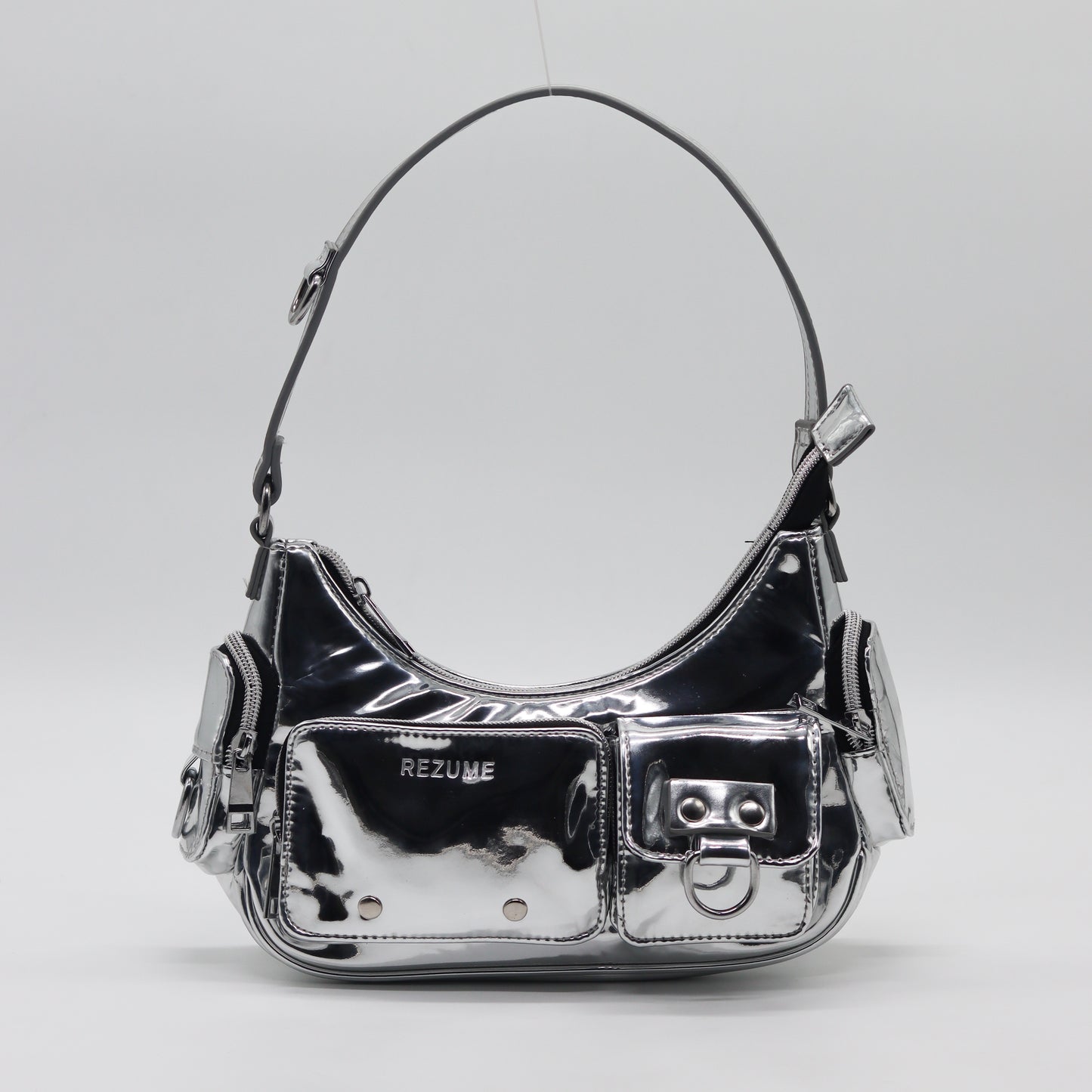 Glossy shoulder bag -Silver