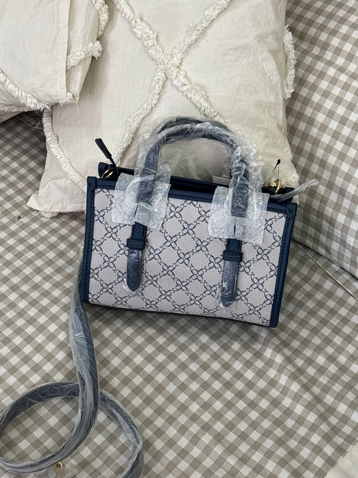 Poppy Top Handle Mini