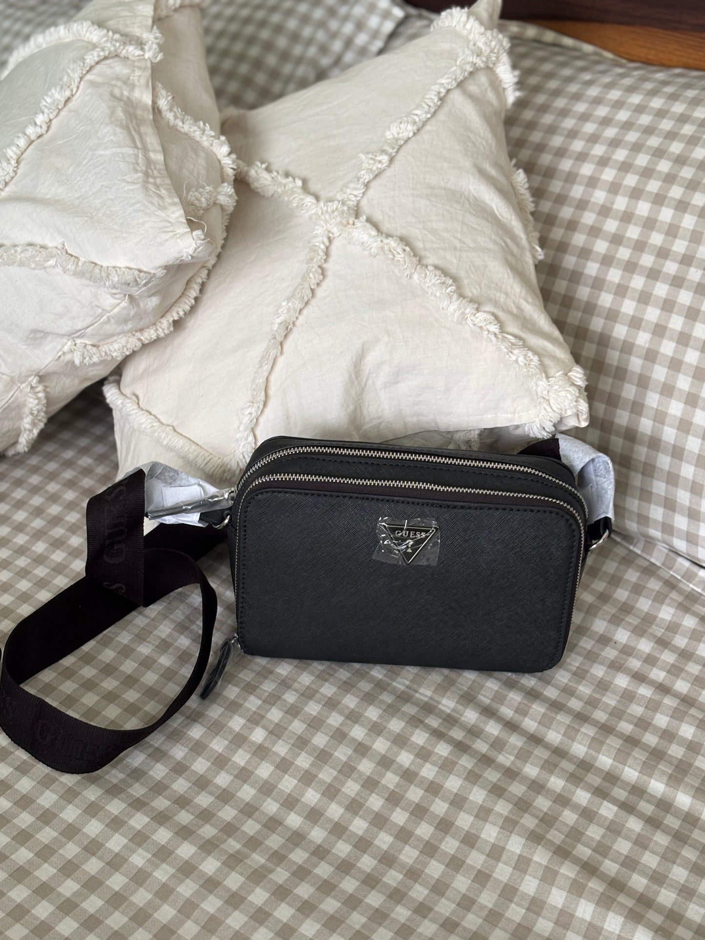 Pioni Crossbody Bag