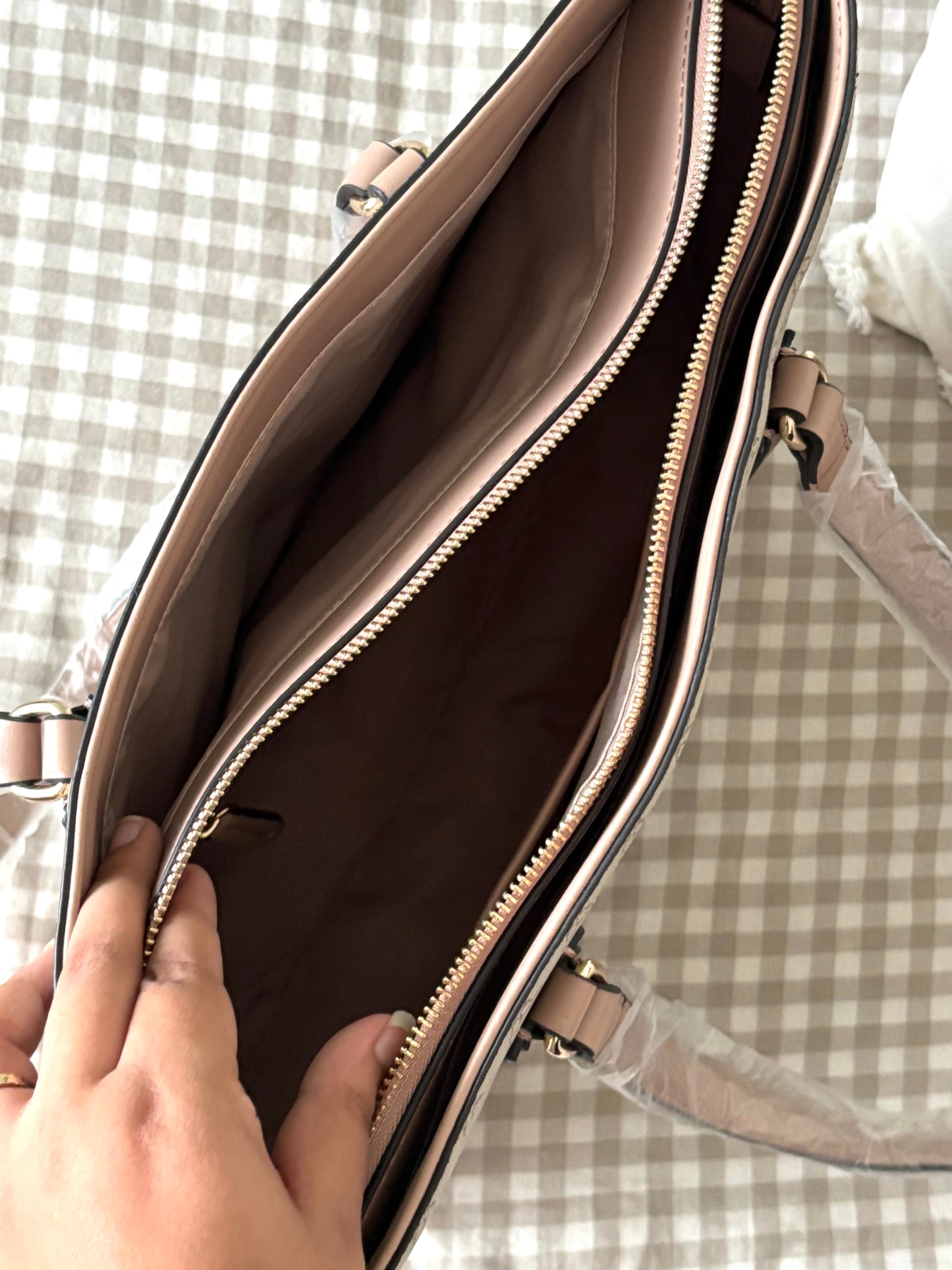 Fiona Shoulder Tote