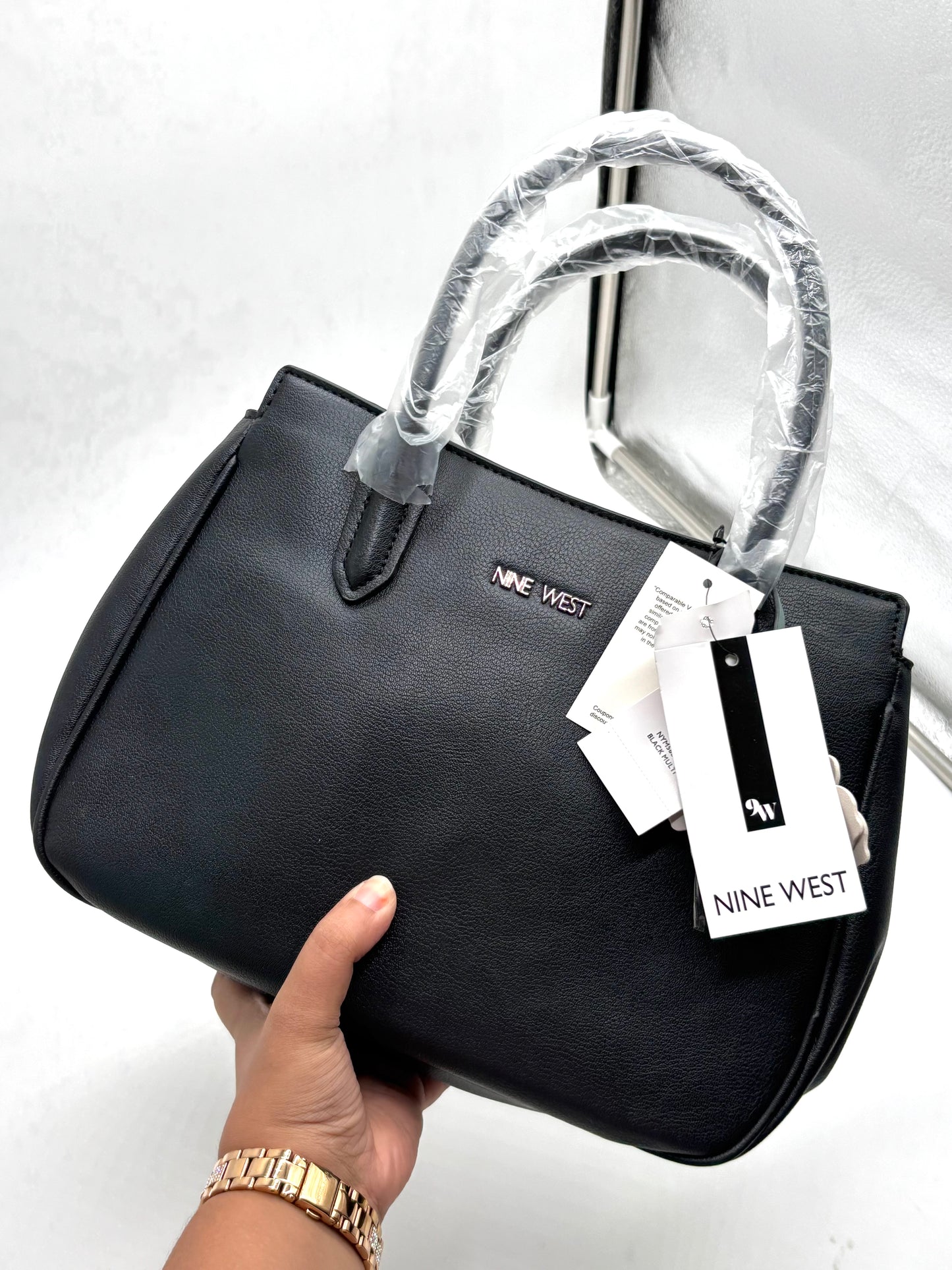 Famy Top Handle