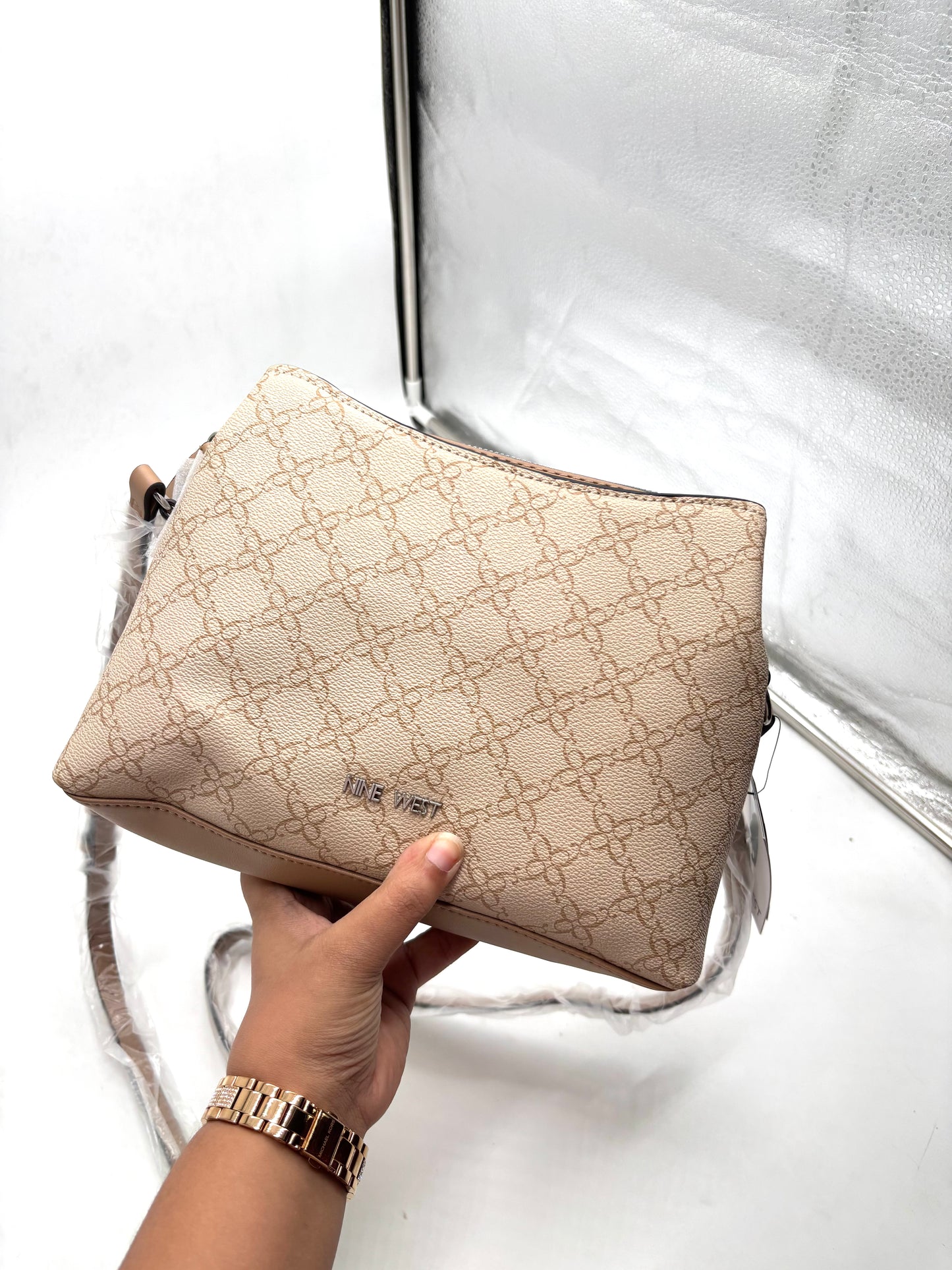 Naomi Pouch