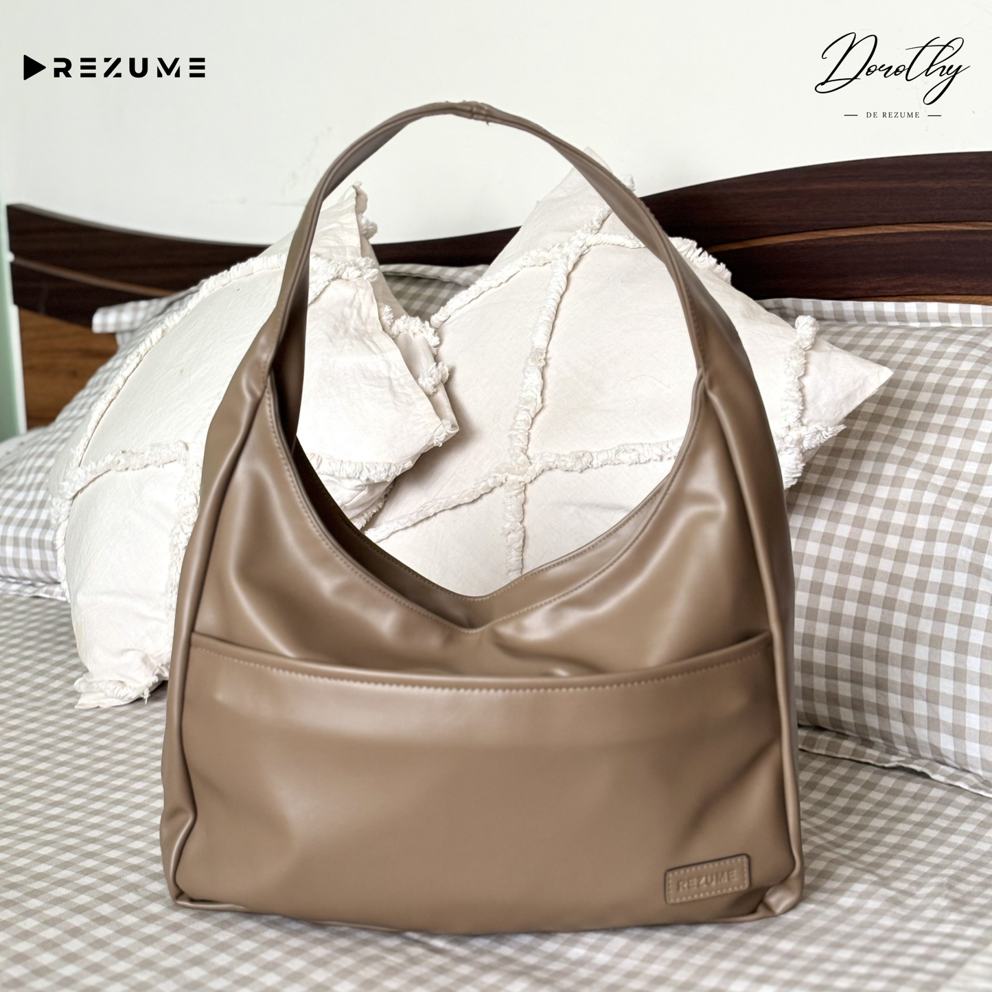 Retro Casual PU Leather Commuter Shoulder Bag - Beige