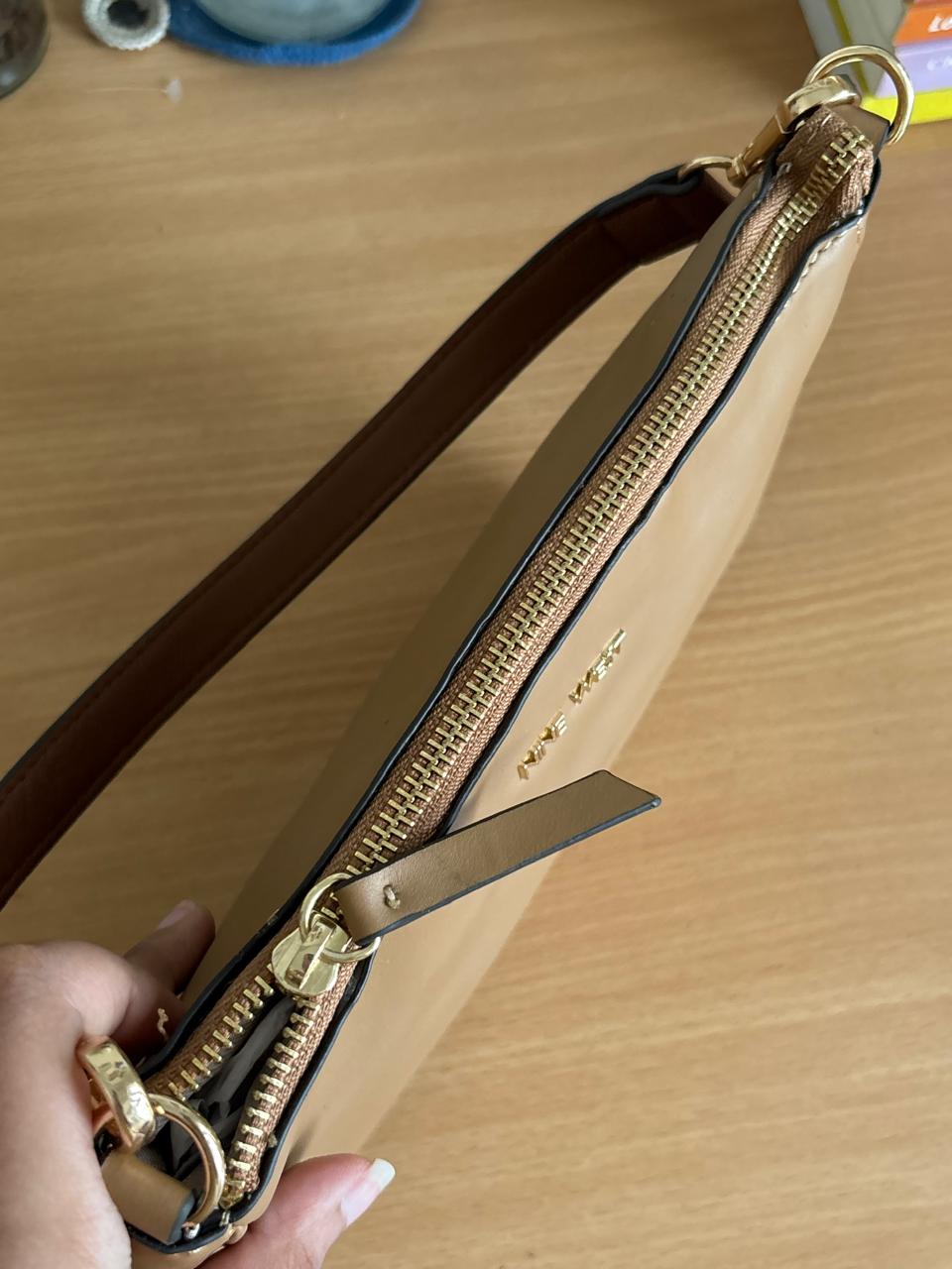Kassie Shoulder Bag