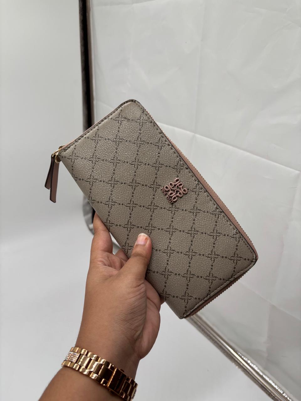 Liona Purse