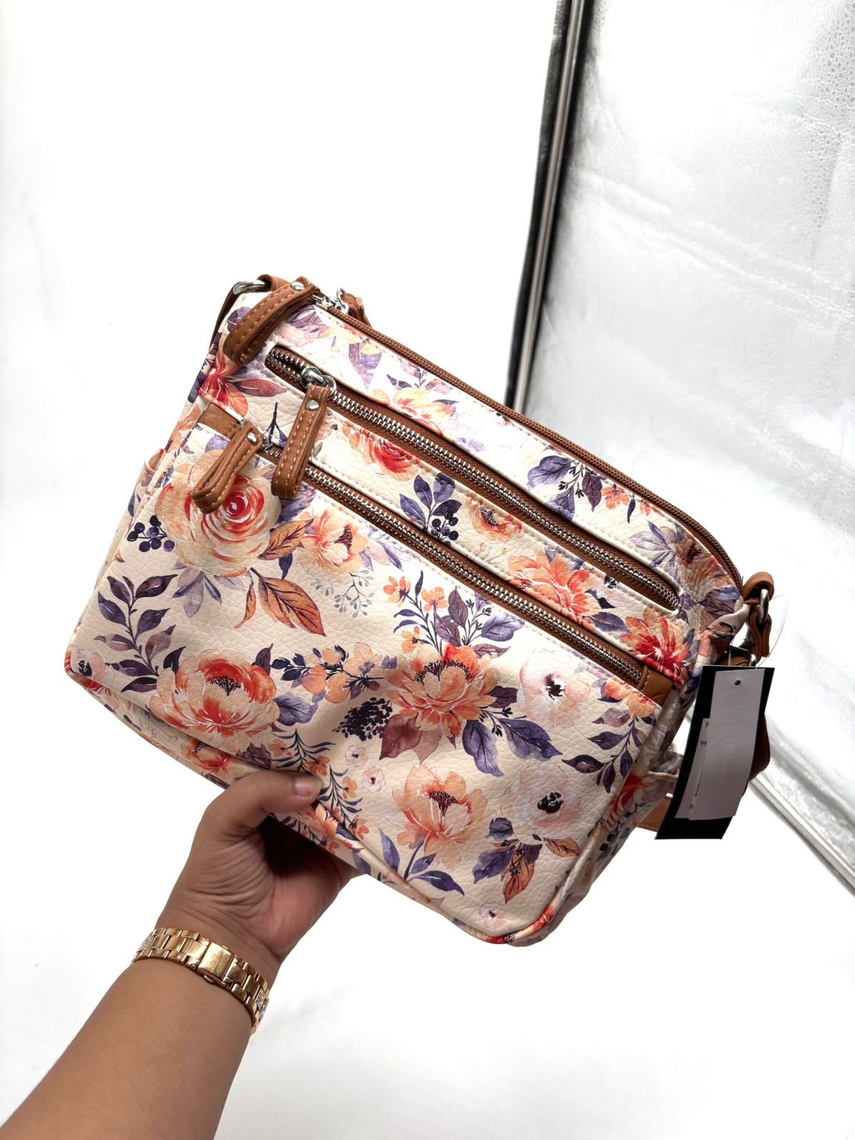 Kami Satchel
